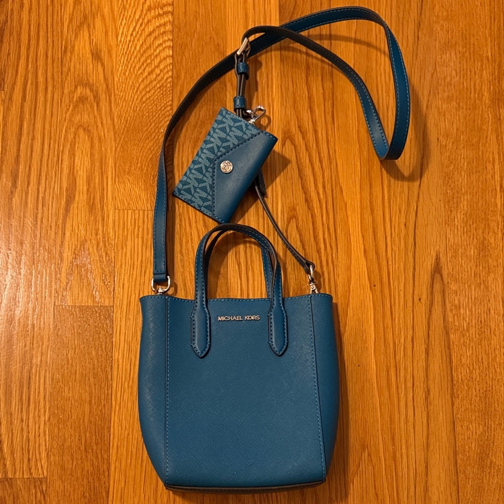 Michael Kors Crossbody w coin purse